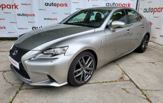 Lexus IS 300h