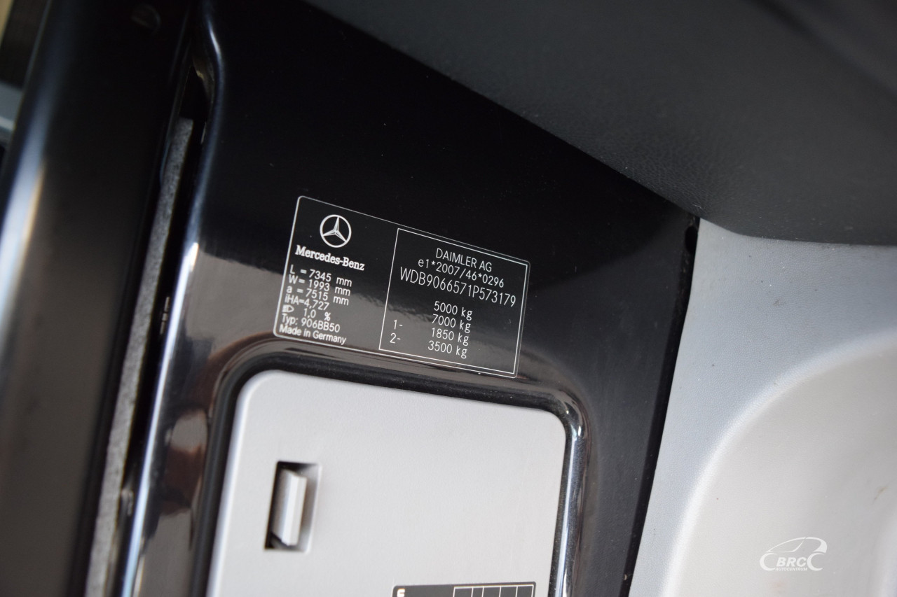 Mercedes-Benz Sprinter