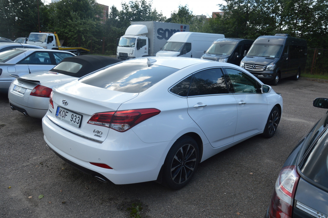Hyundai i40