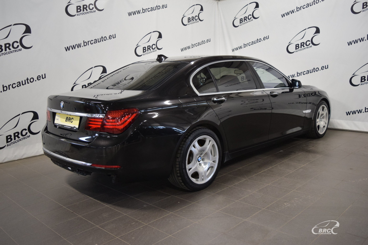 BMW 750