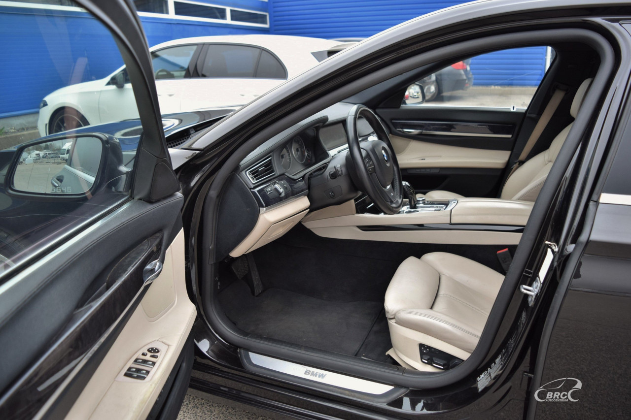 BMW 750