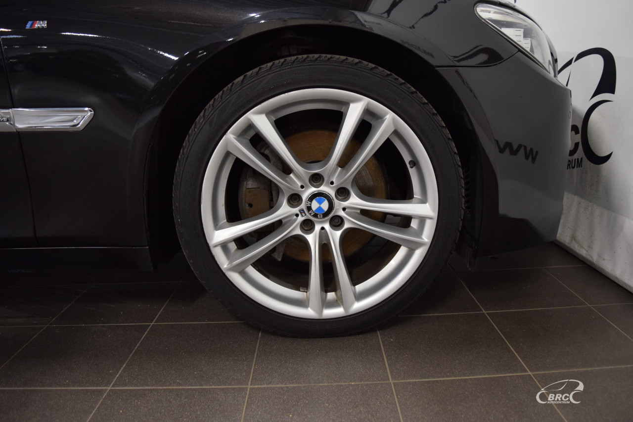 BMW 740